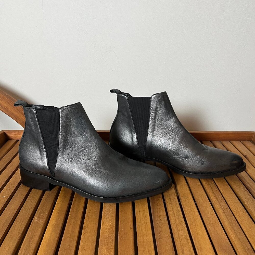 Stelle Monelle Anthropologie Chelsea Moto Ankle Boots Size 40 Made in Italy